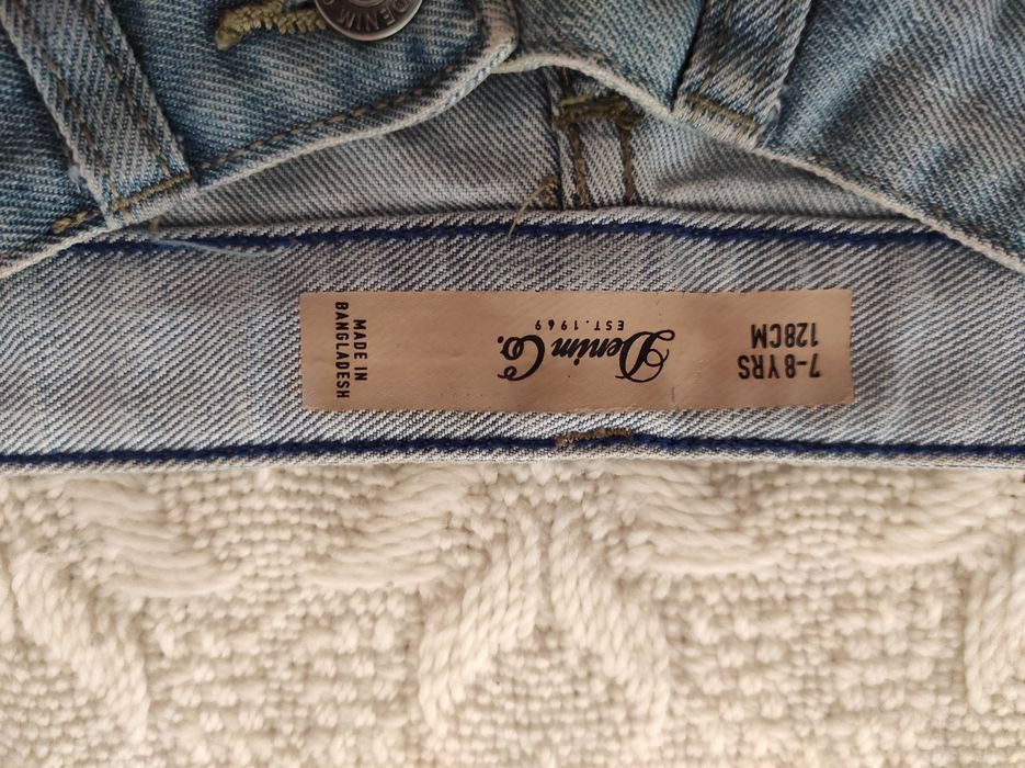 Calções menino 7/ 8 anos