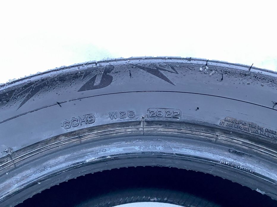 Шини зимові Bridgestone Blizzak LM005 215/65 R16 2022р 7.5мм