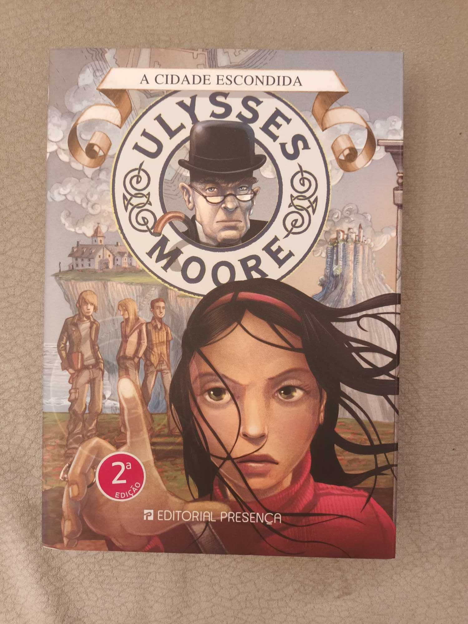 Livro "A cidade escondida", de Ulysses Moore