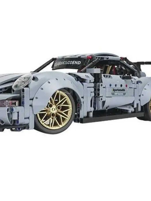 Конструктор Porsche 911. Масштаб 1:10. 2100 деталей.
