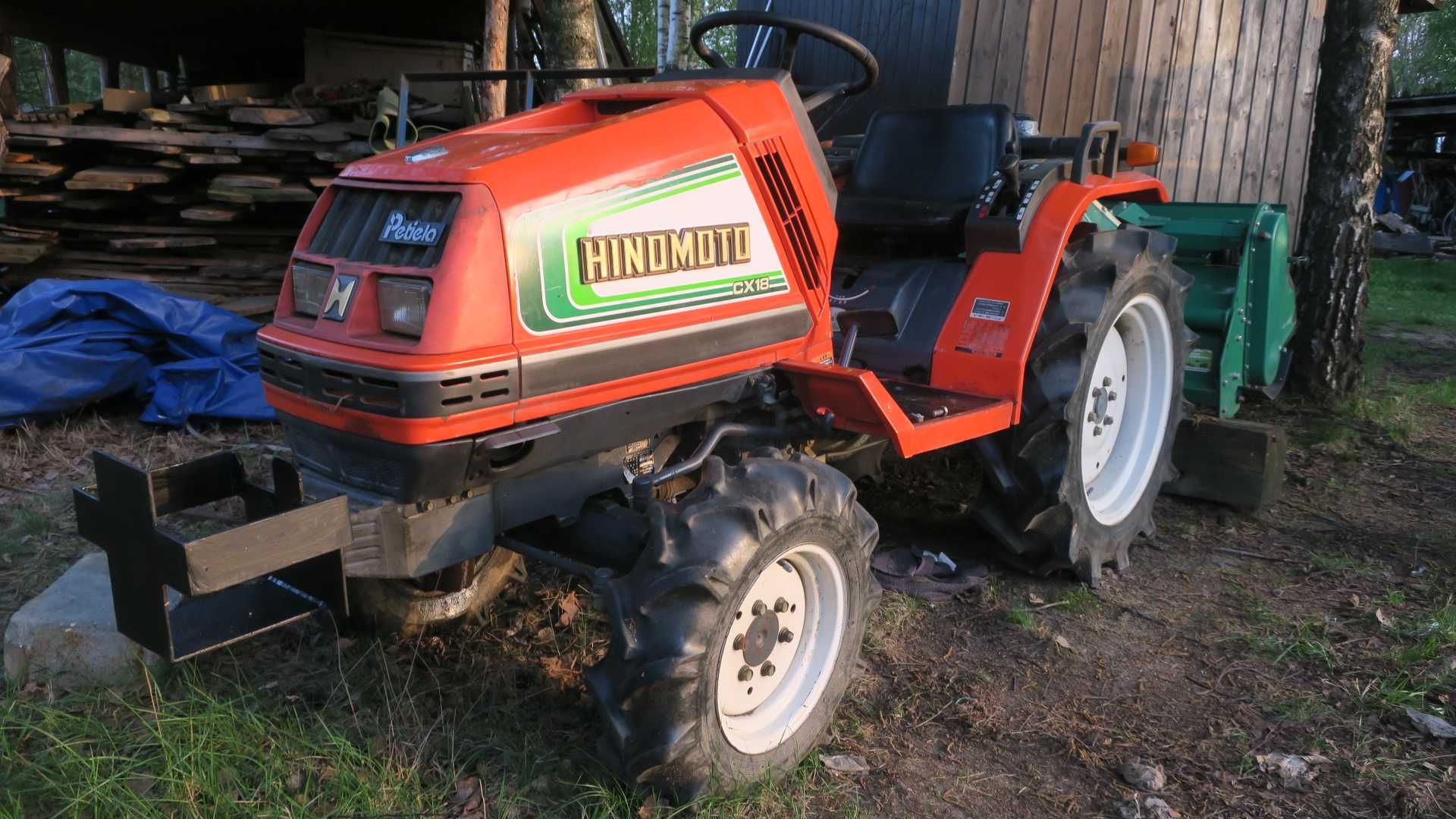 traktor Hinamoto CX18 (Kubota Aste}