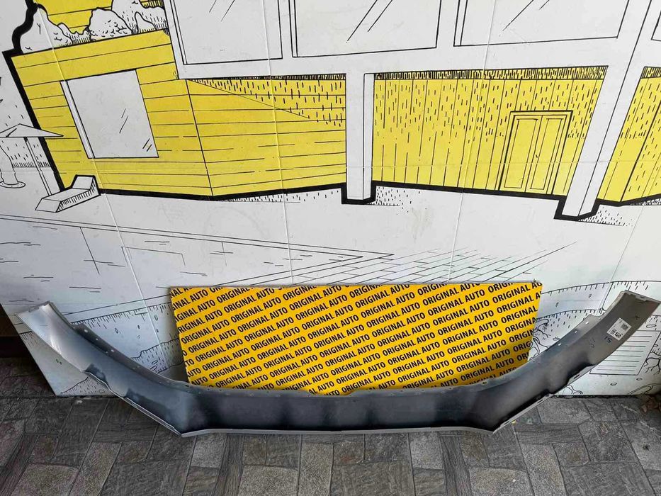 Накладка решітки верх удлинитель капота подовжувач Mazda CX-30