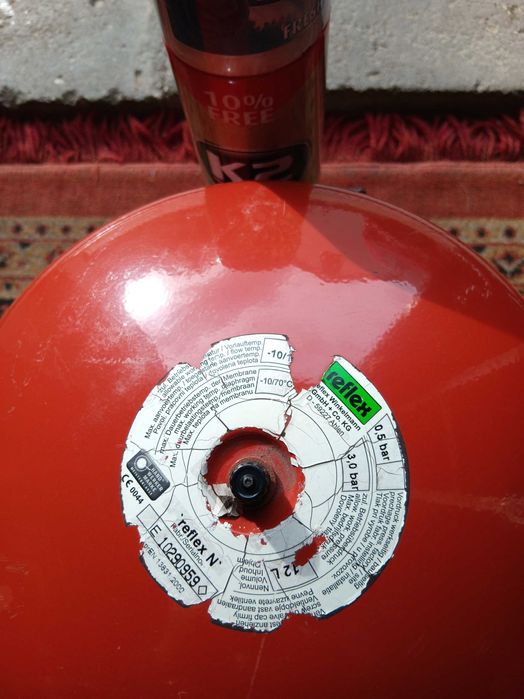 Zbiornik naczynie wyrównawcze