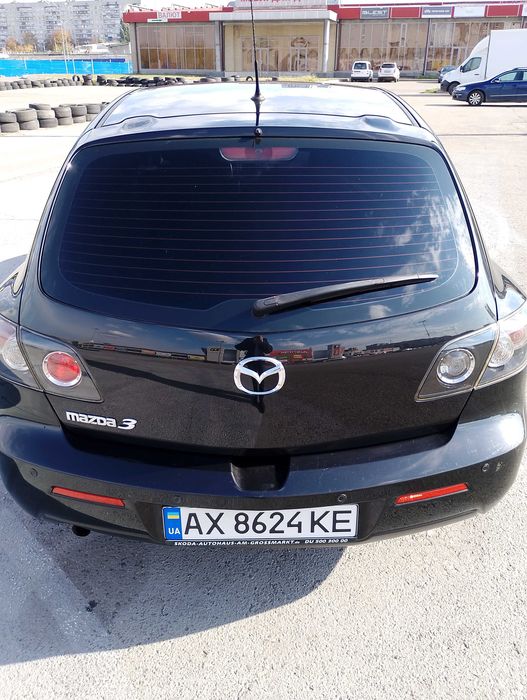 Мазда 3 хэтчбек 2006 рік