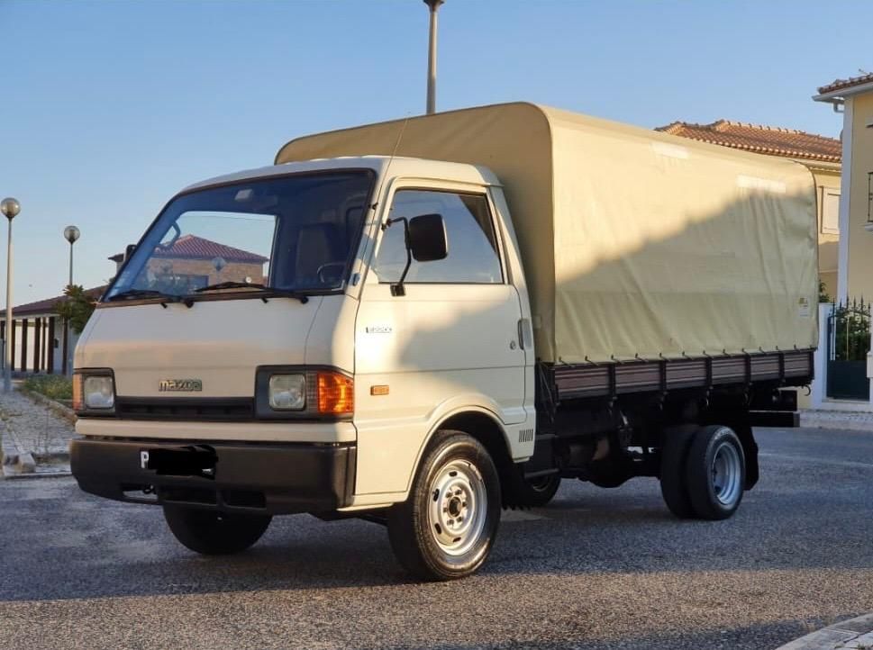 Mazda E2200 só 74000km certificada Museu