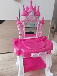 Toaletka dla małej księżniczki