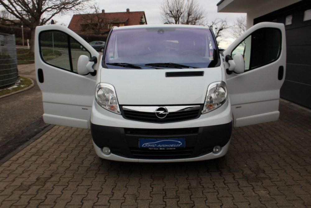 Лобове скло на Віваро,Трафік,Виваро Лобовое Trafic,Vivaro Двери стекло