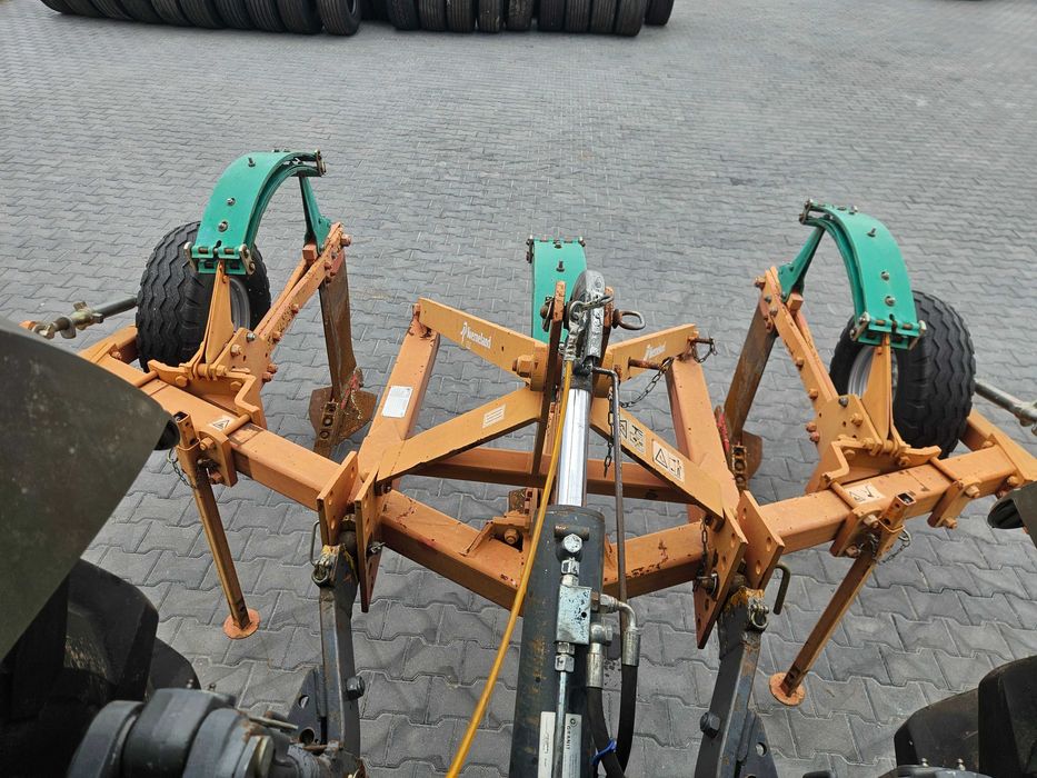 Głębosz Kverneland CLE 3m  3 łapy  / 4 m Staltech  5 łap kverneland