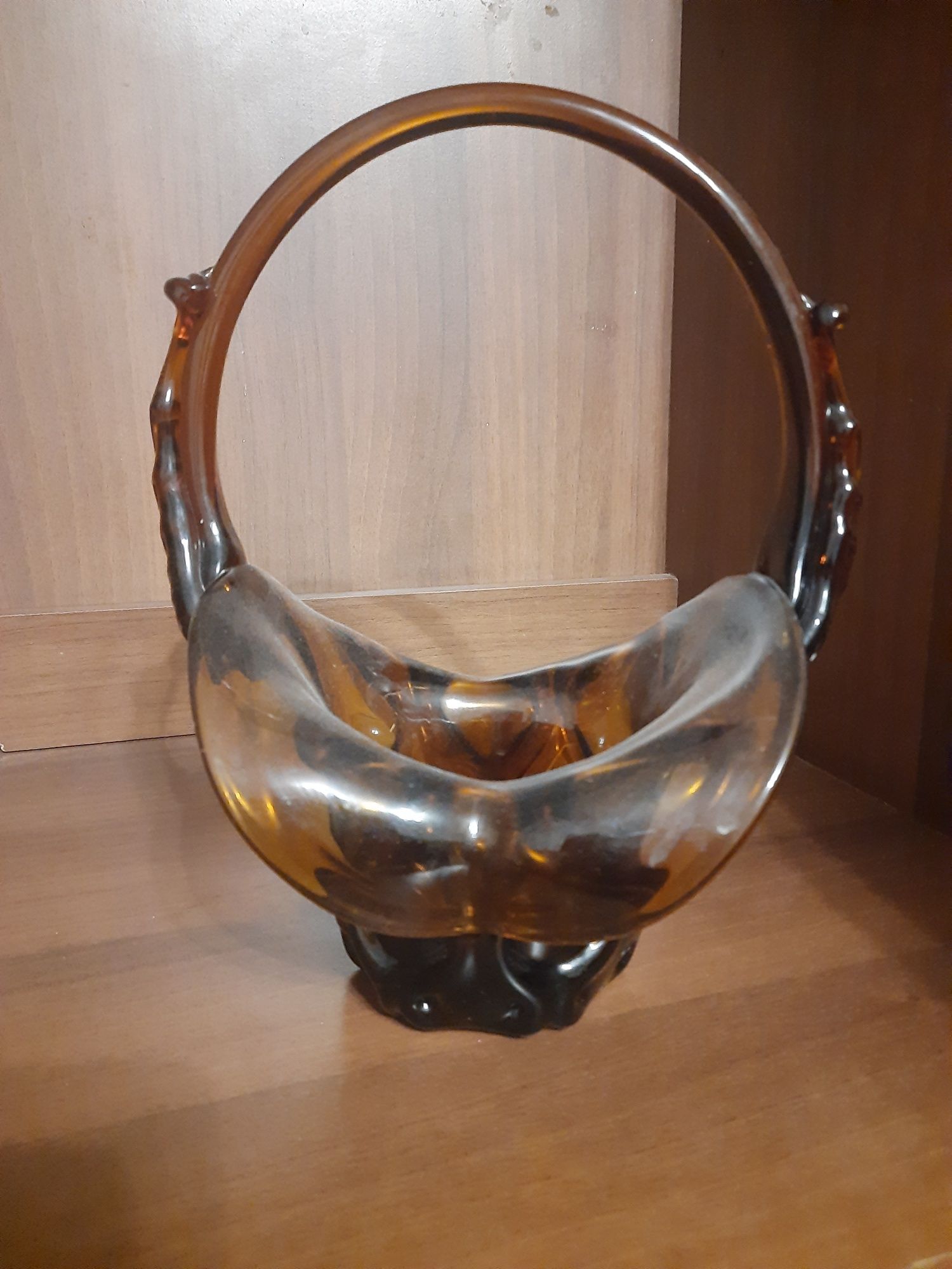 Корзинка  склянна, конфетниця ,  ваза,  ладья.