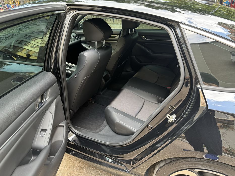 Продам Honda Accord Sport