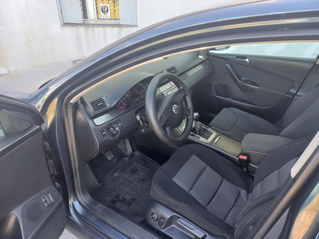 Vw Passat B6 2006 1.9Tdi 105Km Duze Radio Xenon Sprawna Klima Polecam