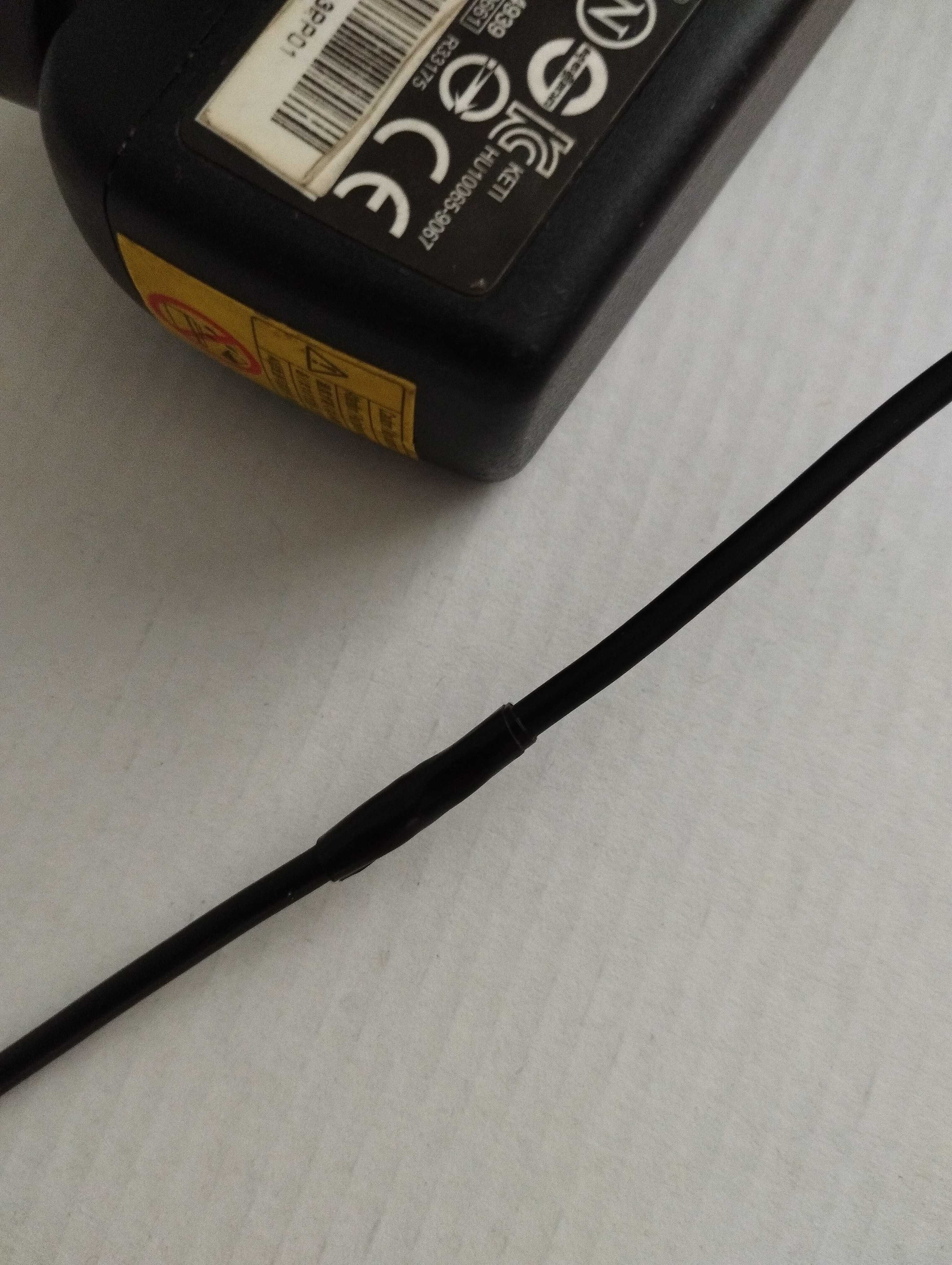 Адаптер (блок питания) LEADER ELECTRONICS 19V 2.15A мод IU40-1190-011S