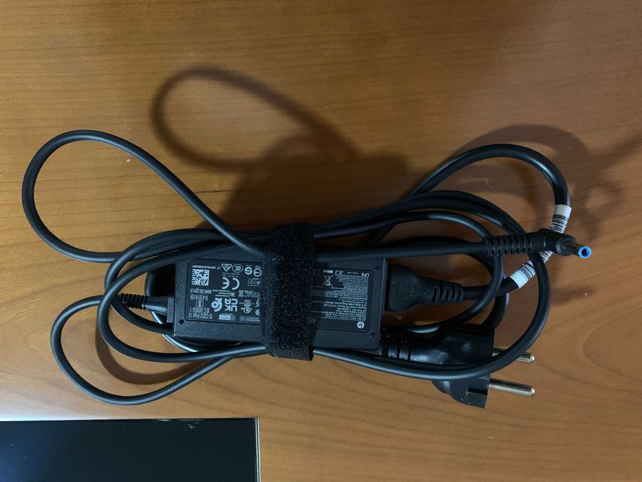 Título: Portátil HP i5 de 11ª Geração