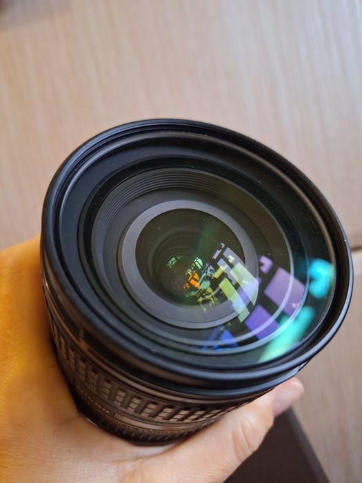 Объектив Nikon AF-S DX NIKKOR 16-85mm f/3.5-5.6G