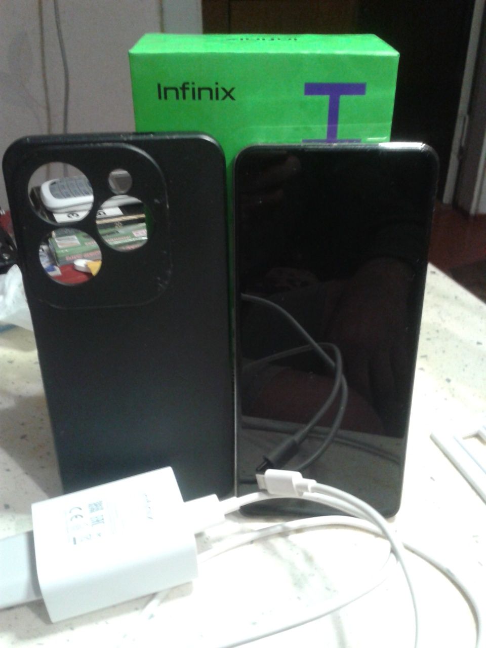 Мобильный телефон InfinixHOT40 ,8/256
