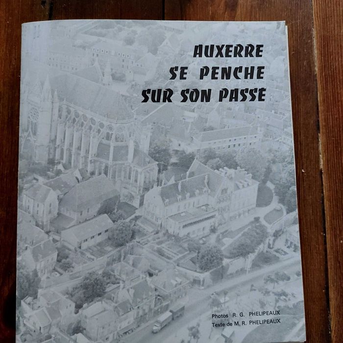 Album Auxerre se penche sur son passe