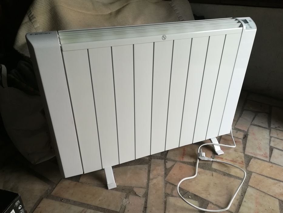 Aquecedor, emissor térmico Jocel, aquecedor