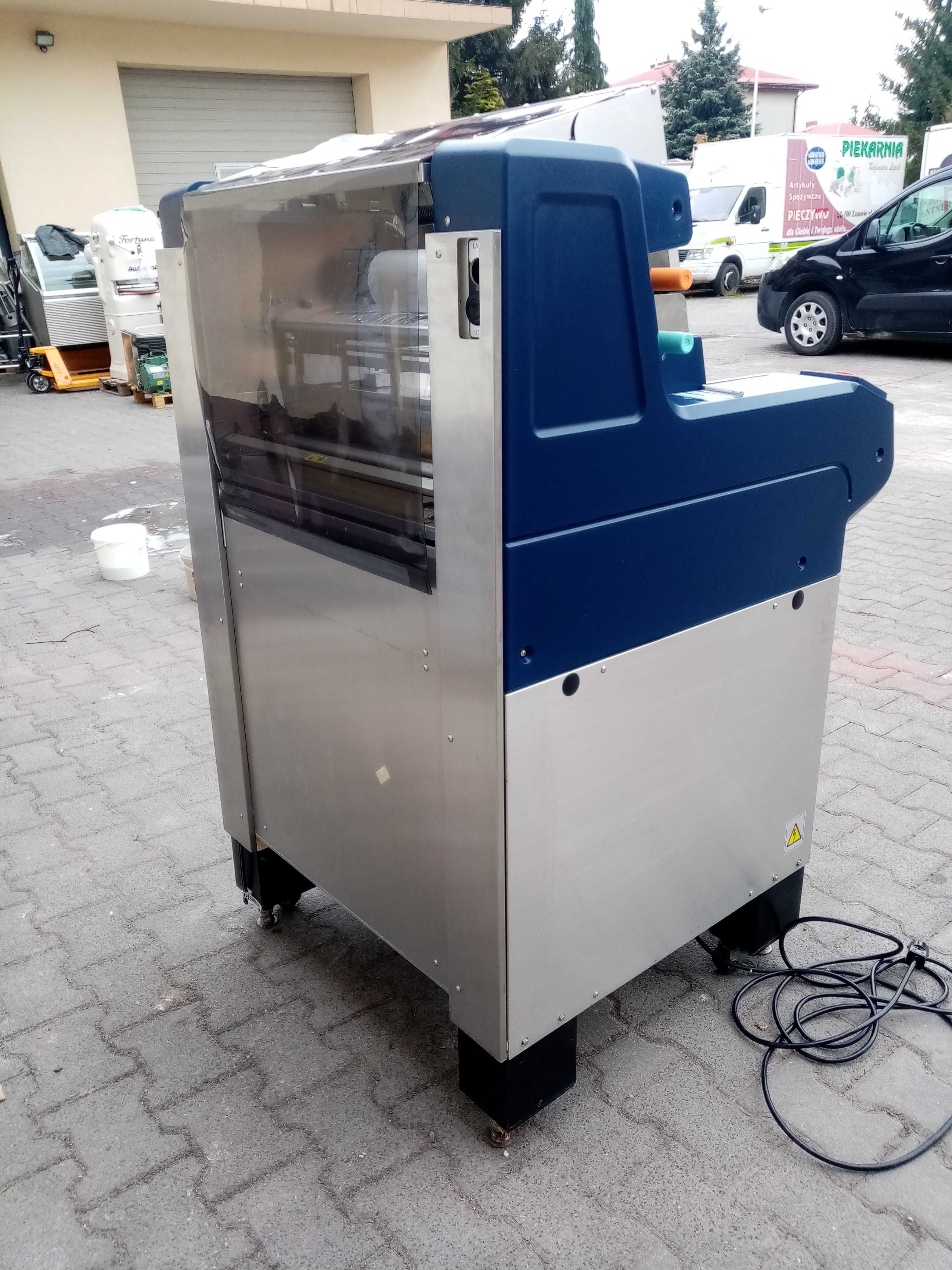 Pakowaczka  DIGI AW - 5600 FX Maszyna pakująca