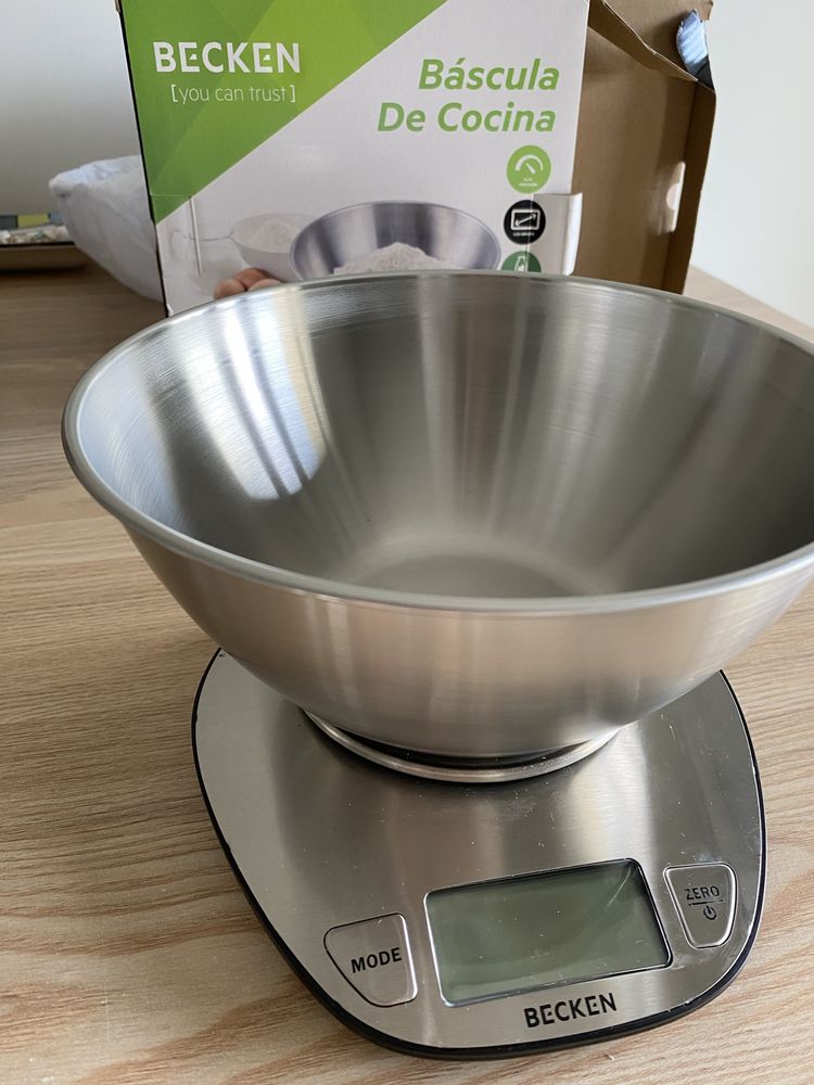 Vendo balança digital de cozinha