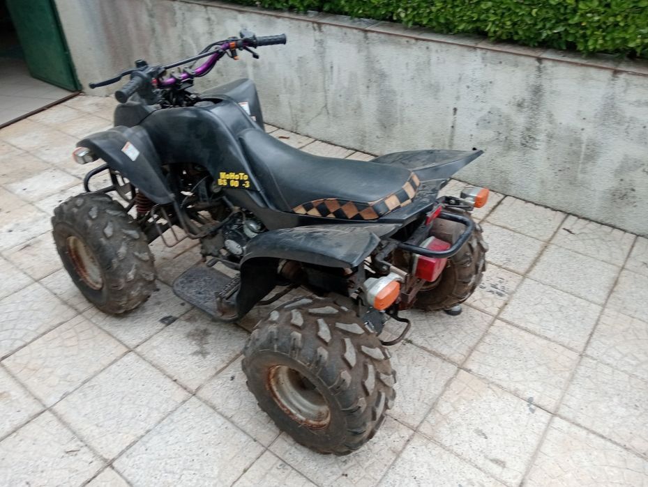 Moto 4  150 cilindrada