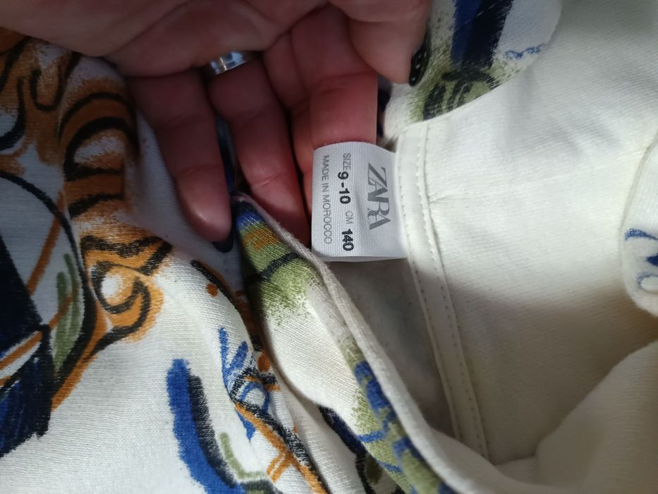 Camisola capuz Zara 9/10