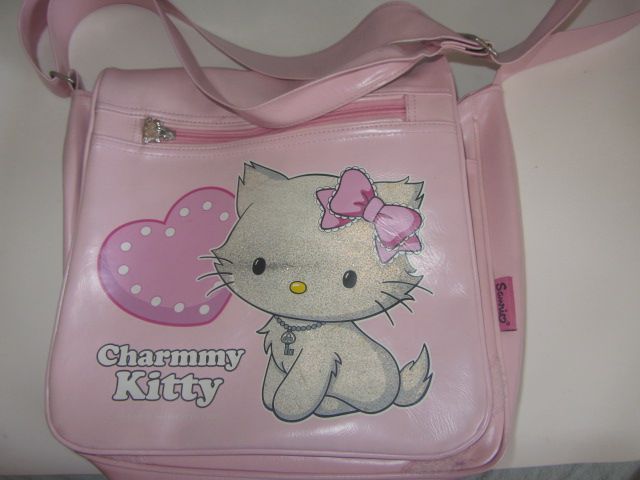 Mala Charmmy Kitty como nova