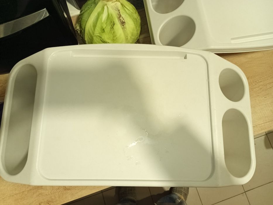 Столик унiвepcальний з плаcтмаcи, 58х30х21 см, вжив, 1шт-100₴
Код: 154