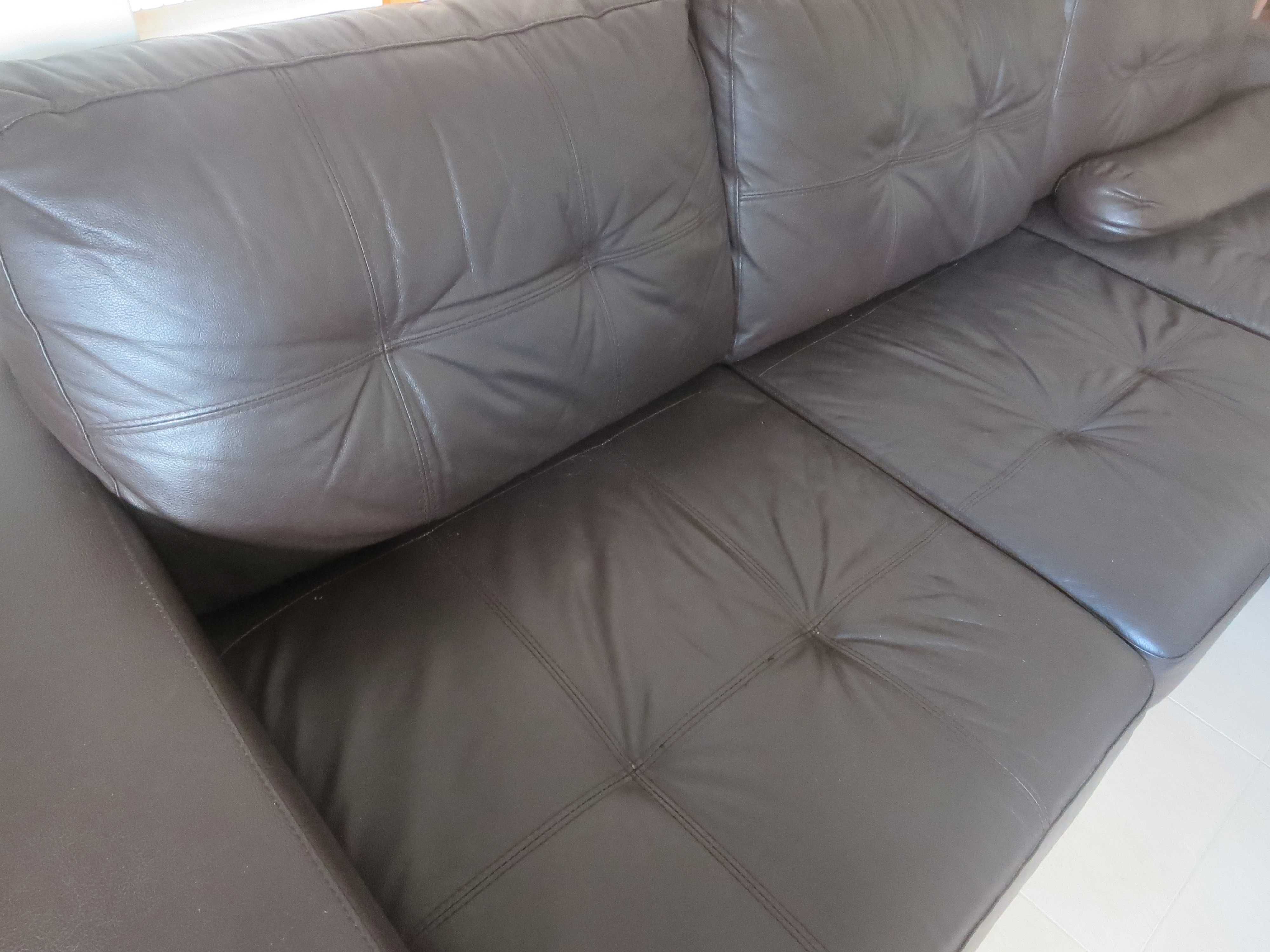 Sofá com chaise longue