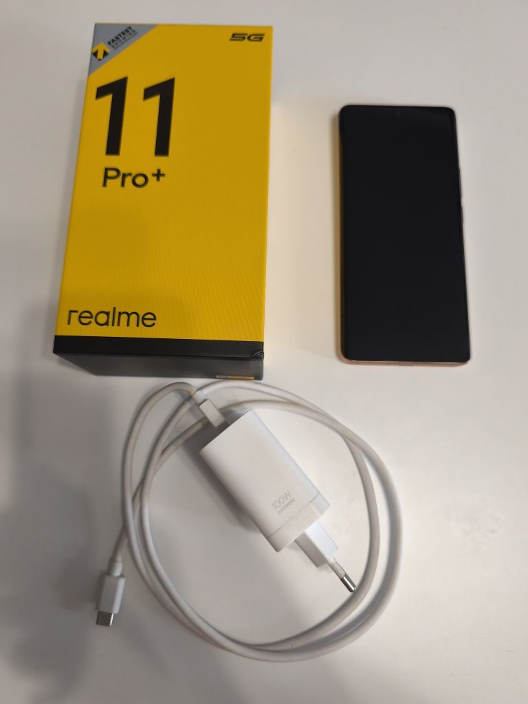 Sprzedam realne 11pro +