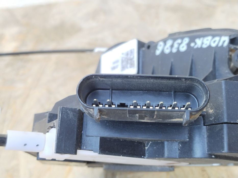 Ford Transit Tourneo Connect Mk2 13- Замок двери передней левой 7 pin