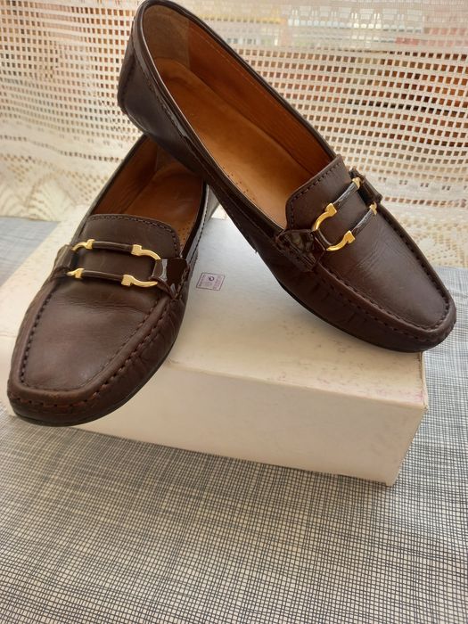 Продаю жіночі туфлі шкіряні john lewis р.39