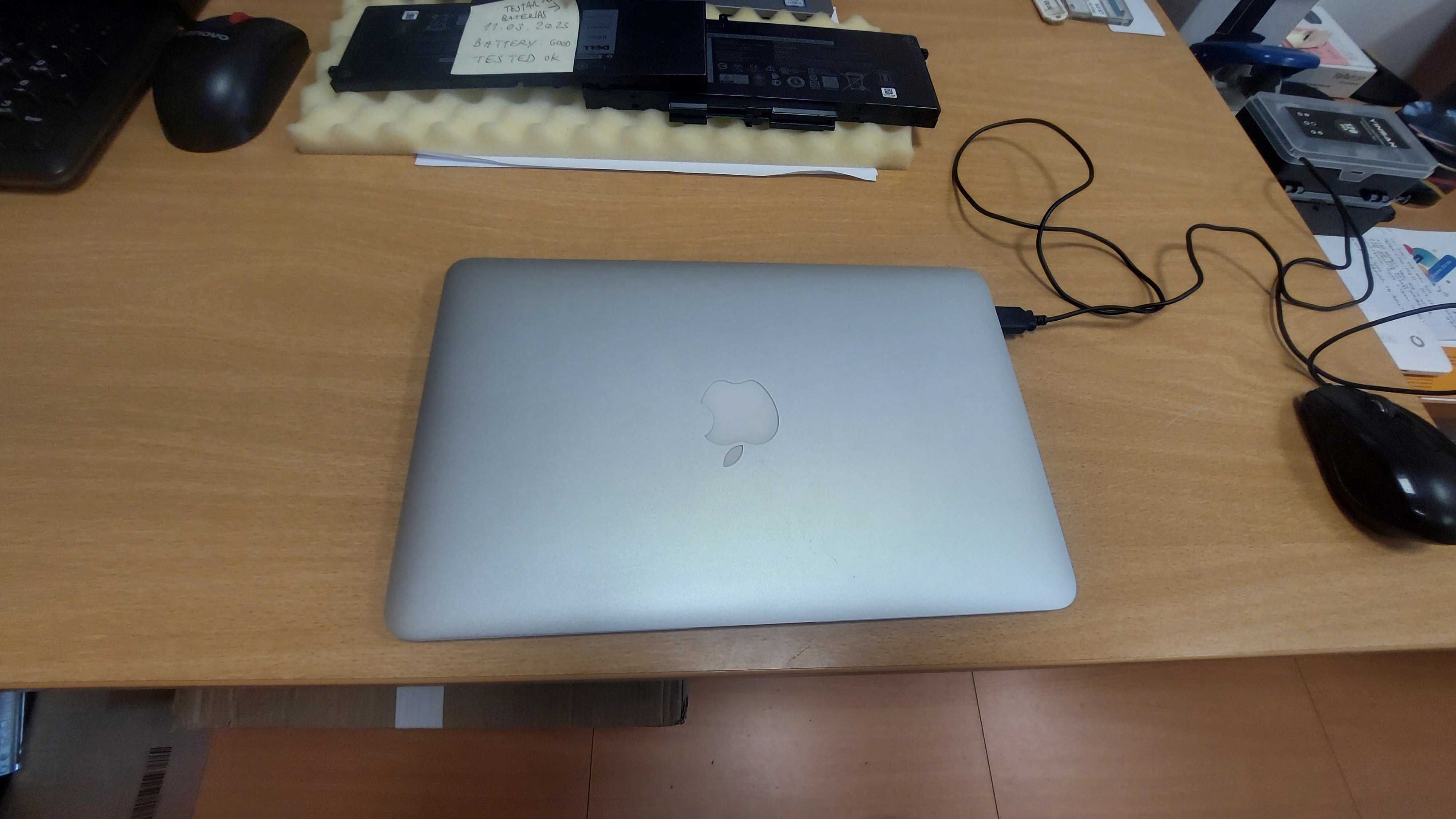 Macbook Air 11" 2013 i5 1.4Ghz 8GB RAM 128GB HDD Bigsur 11.7.10