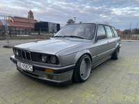 BMW E30 330i Touring m54b30