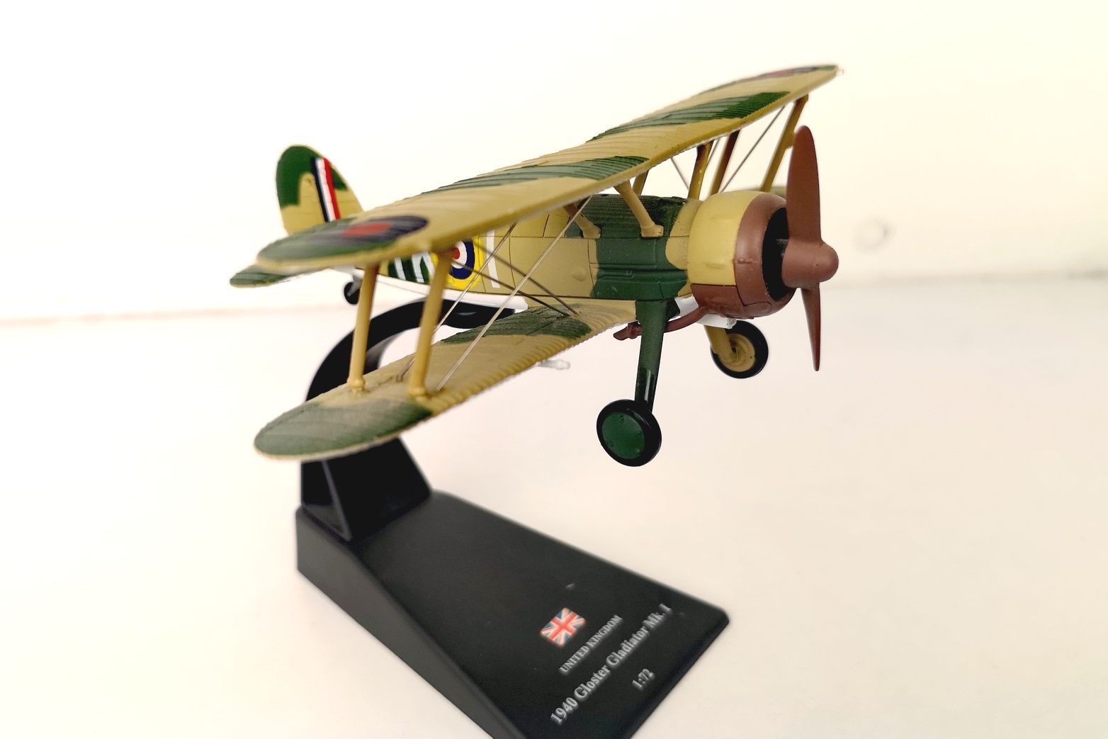 Model 1:72 Gloster Gladiator Mk1 Samoloty Świata Amercom