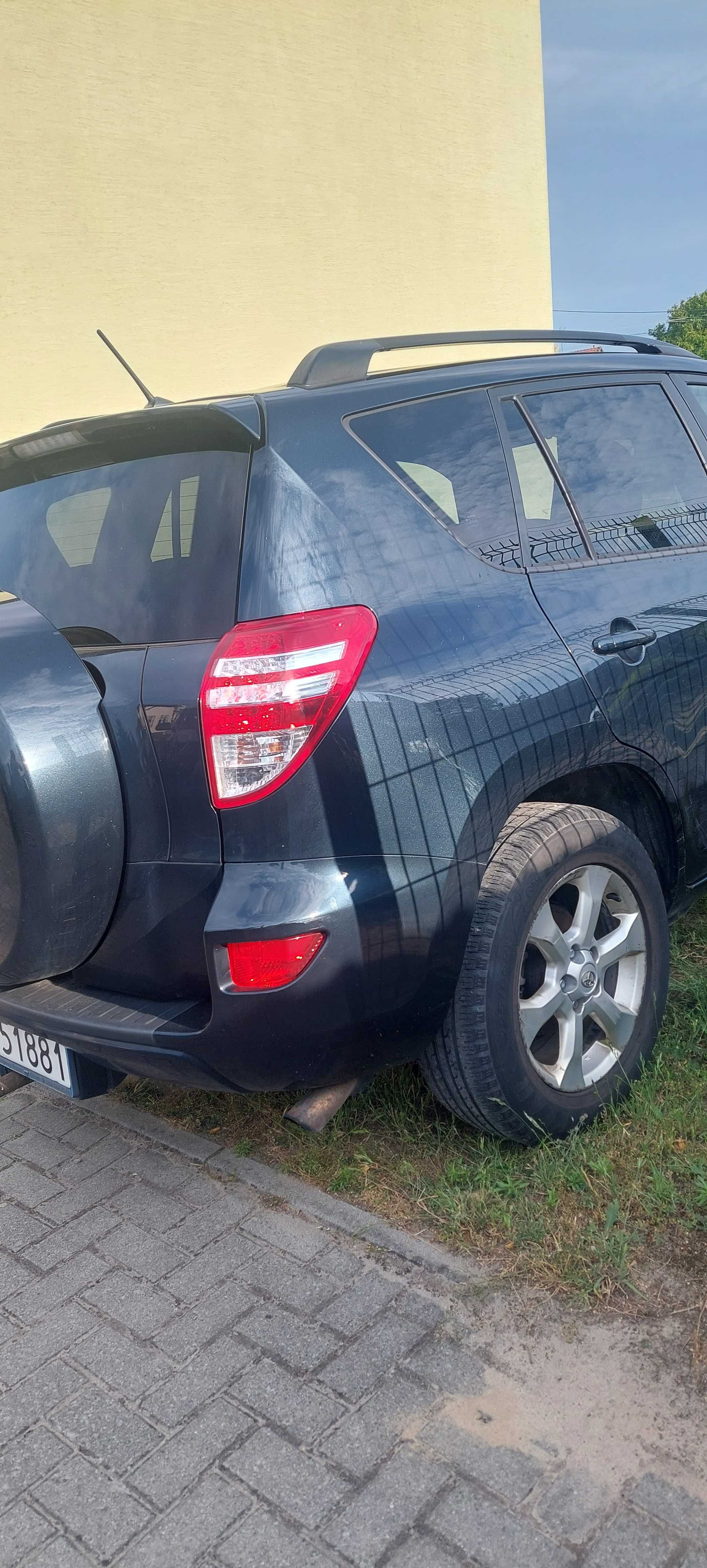 Zadbane auto TOYOTA RAV 4