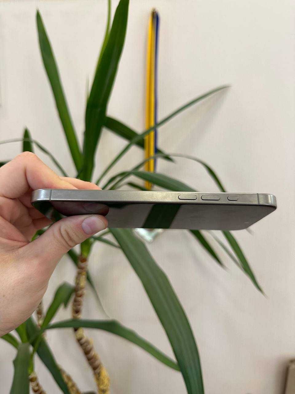 iPhone 15 Pro Max 256GB Natural Titanium RSIM