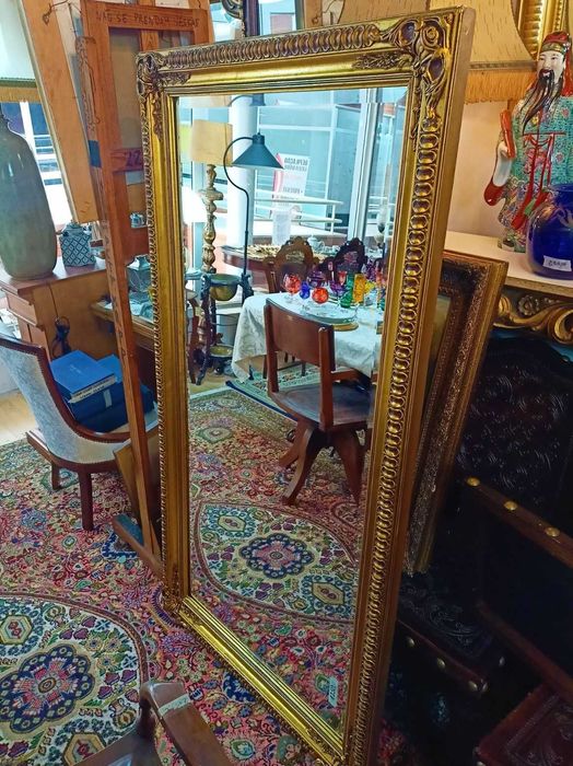 Espelho Moldura Dourada