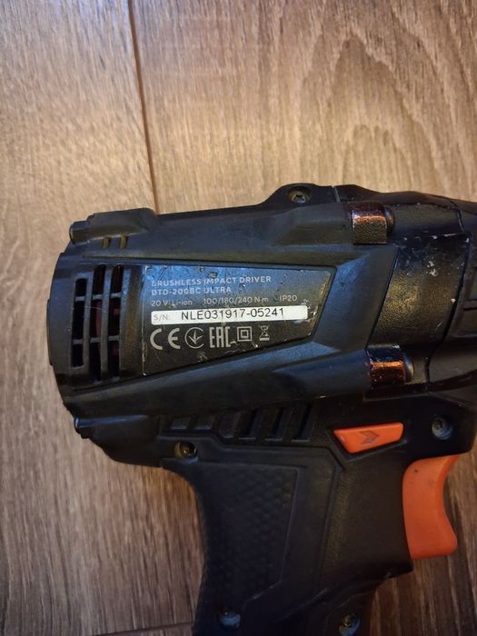 Безщітковий винтоверт Дніпро М DTD-200BC Ultra.