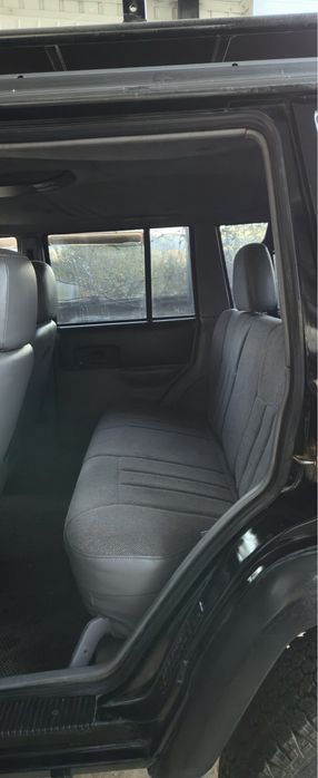 Jeep Cherokее 2,5 td (гріється двигун)