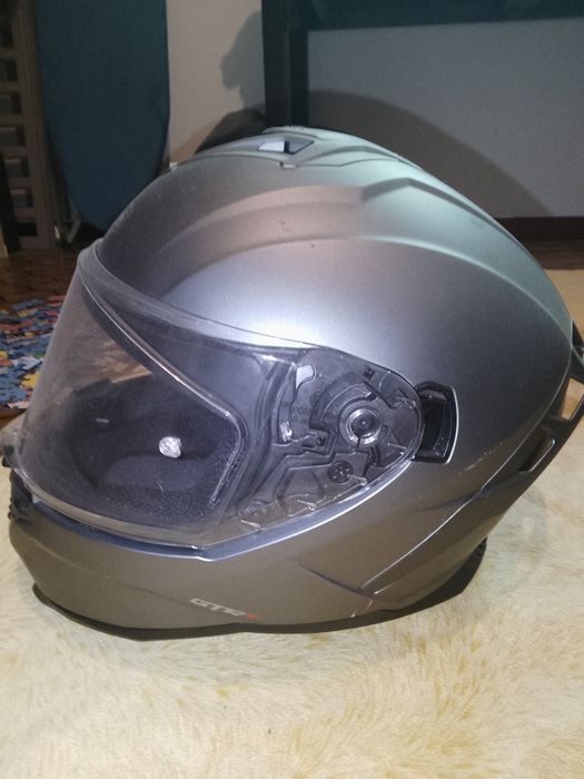 Capacete CMS rigorosamente novo