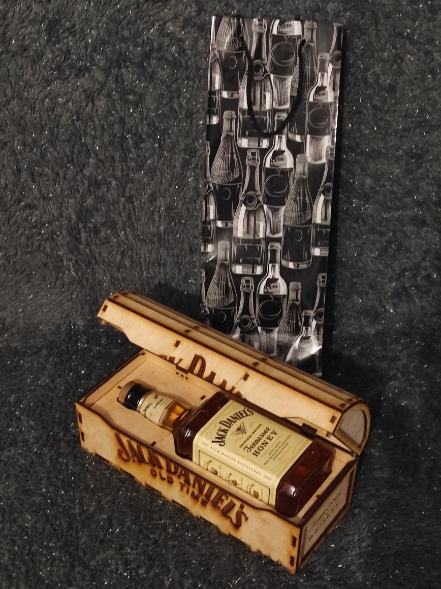 Prezent skrzynka na Jack Daniels urodziny imieniny drewniana