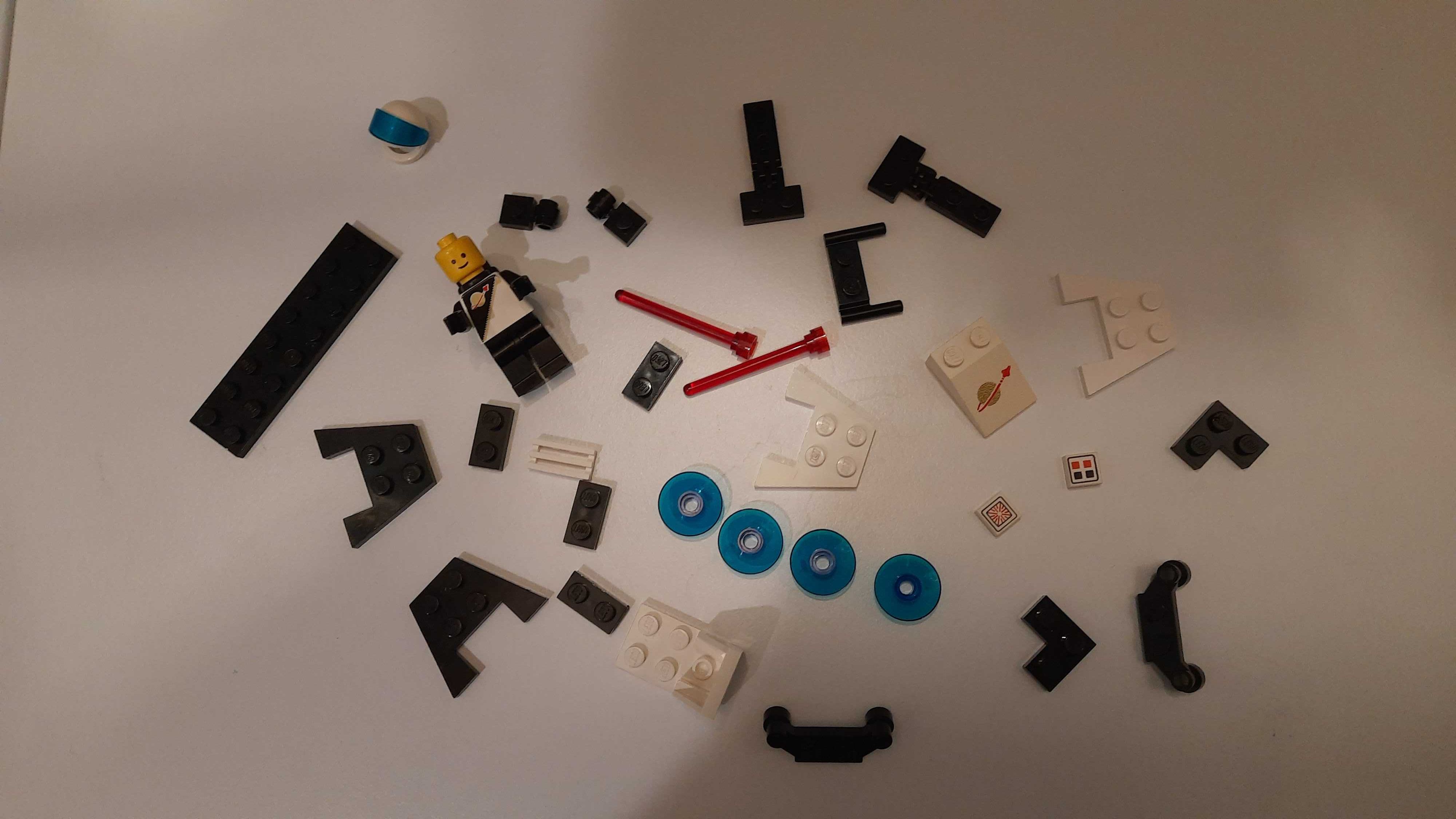 Lego 1974 - 4 space Futuron kosmos