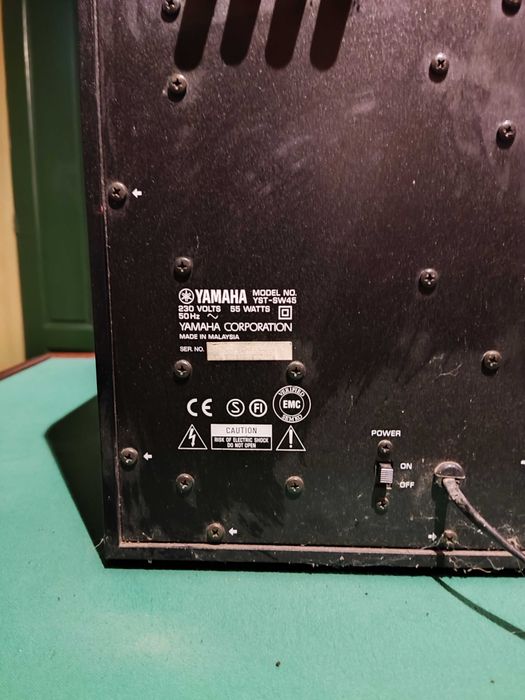 Coluna Sub-Woofer Yamaha YST-SW45