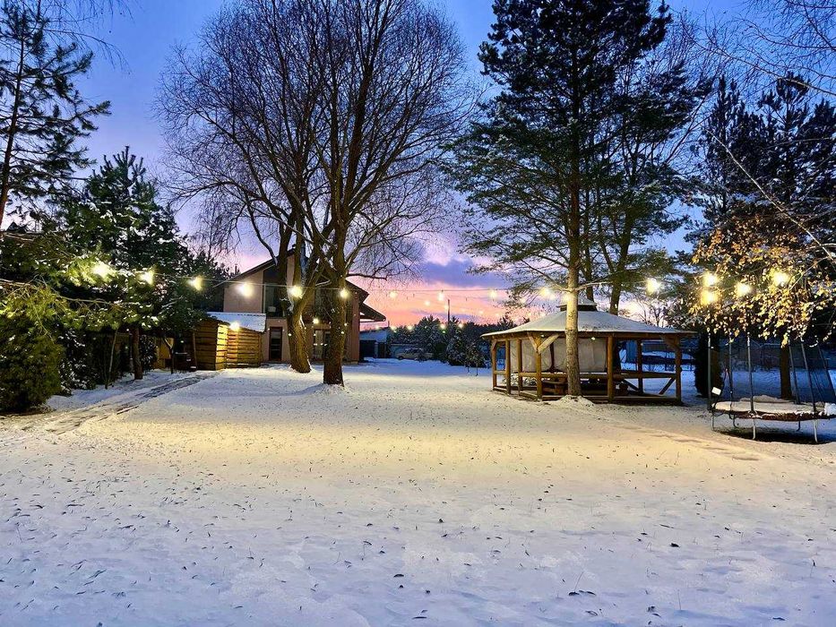 Будинок|Вілла в оренду на березі озера /10 осіб