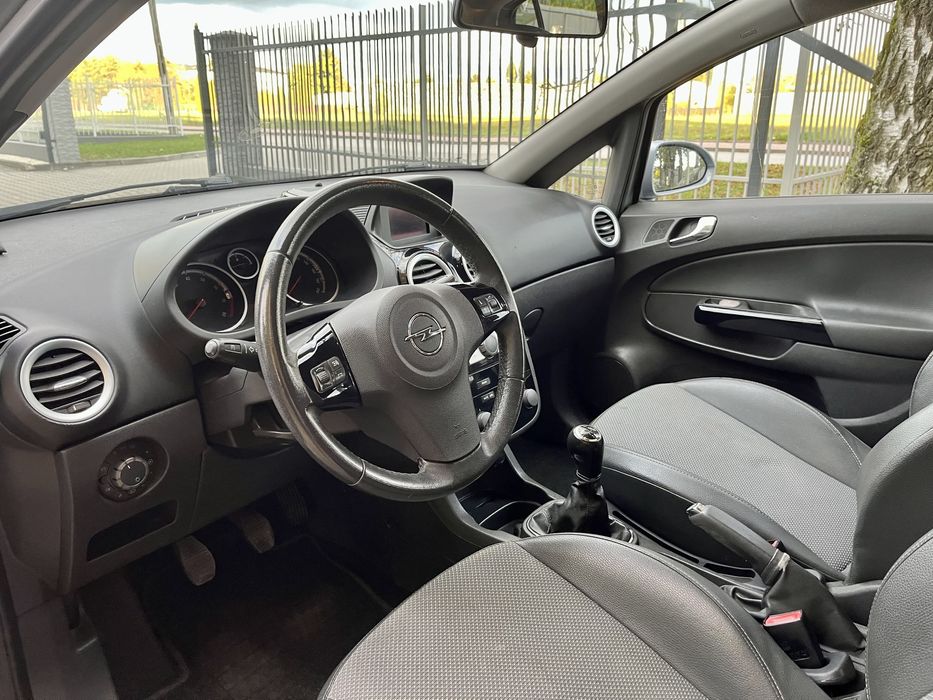Opel Corsa 5D 1.2 benzyna !!! 2007 rok !!! Klkma !!!