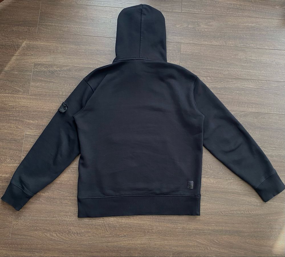 Stone Island Shadow Project