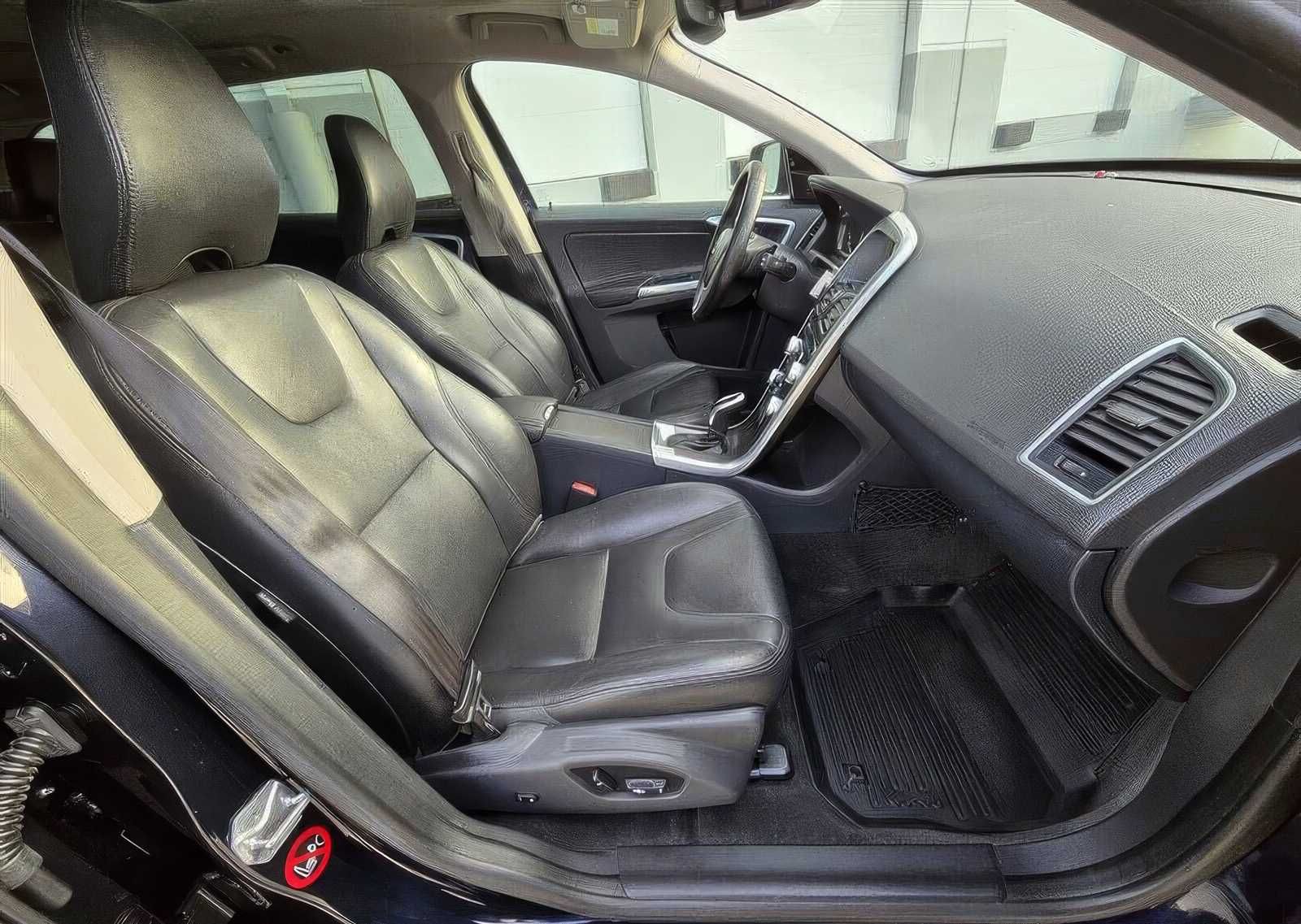 2016 Volvo XC60 T5 Premier