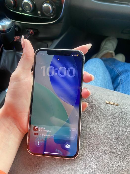 Iphone 12 128gb.                       …