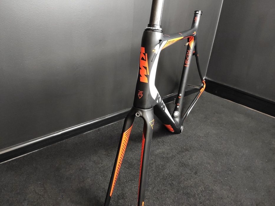 Rama KTM Szosowa Revelator Prestige Di2 59 cm/XL Carbon