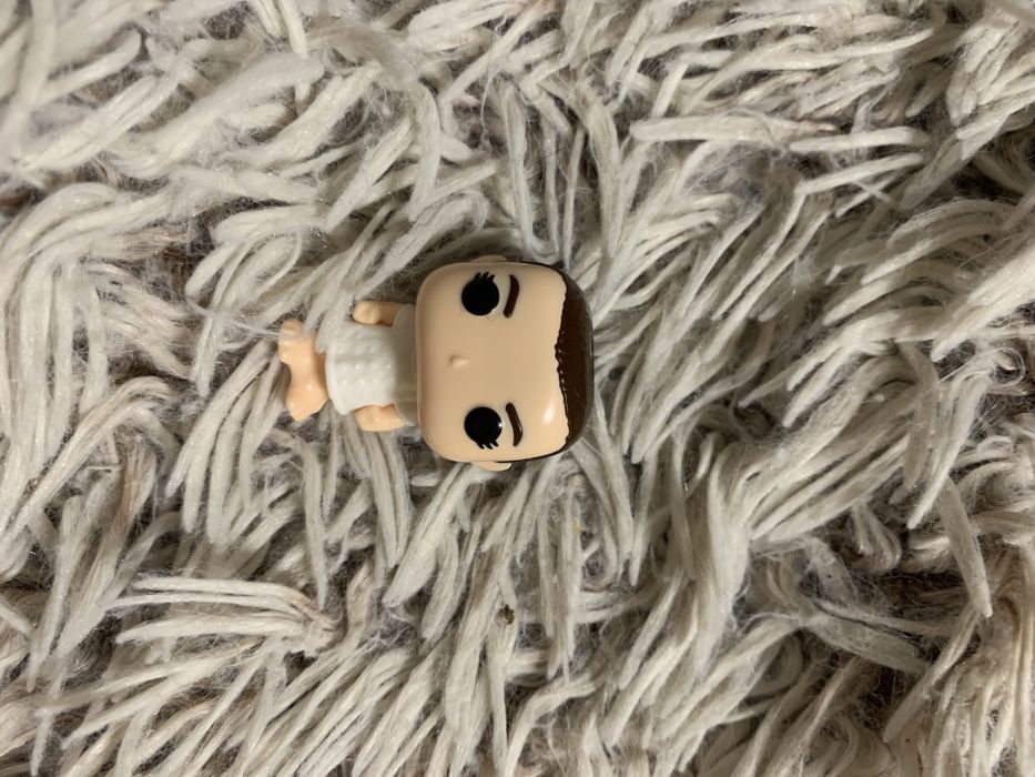 Фігурки з кіндеру очень страные дела